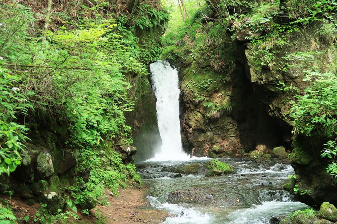 さらなる涼を求めて！旅行者におすすめ軽井沢の滝３選