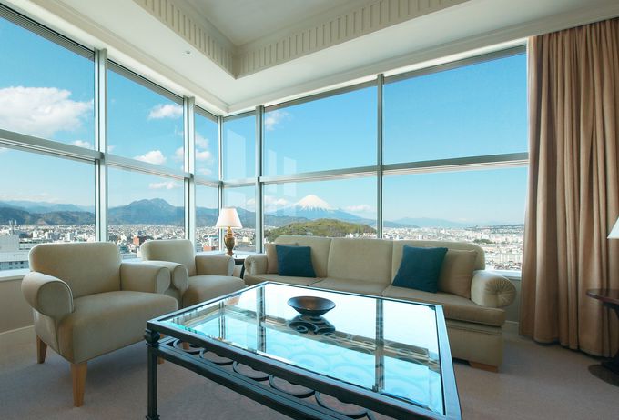 まるで空中散歩！「ホテルセンチュリー静岡」富士山と共に星空で眠る