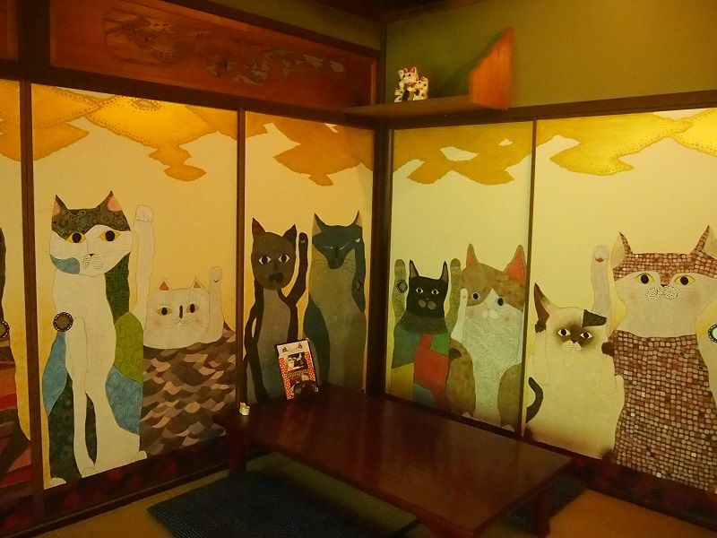 比叡山の麓に猫好きの極楽が 京都 八瀬 猫猫寺 にゃんにゃんじ Navitime Travel