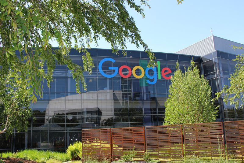 シリコンバレーで聖地訪問「グーグル本社 Googleplex」