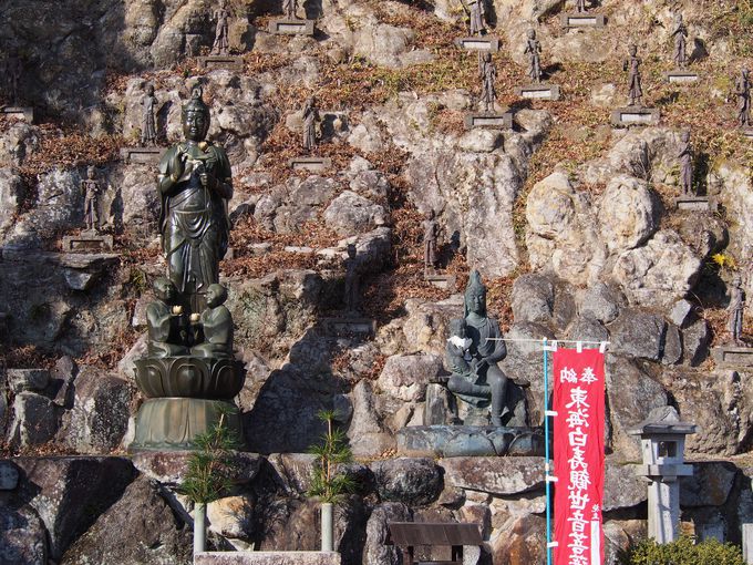 閑静な伊賀の山里を満喫「新大佛寺」「さるびの温泉」